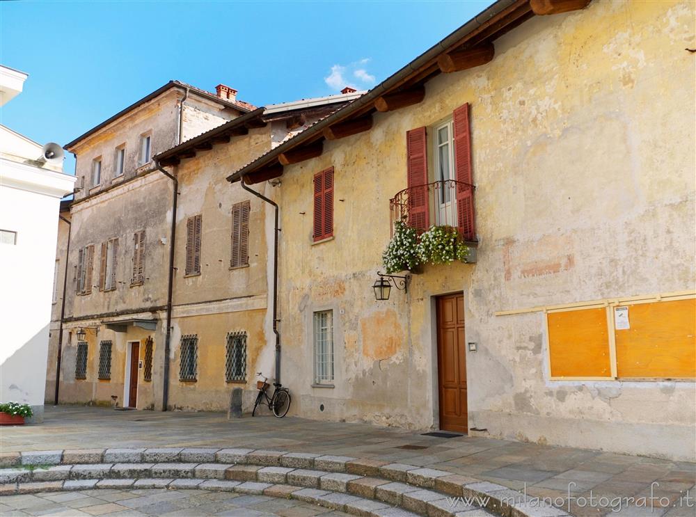 Vigliano Biellese (Biella, Italy) - Houses in the old center of the town